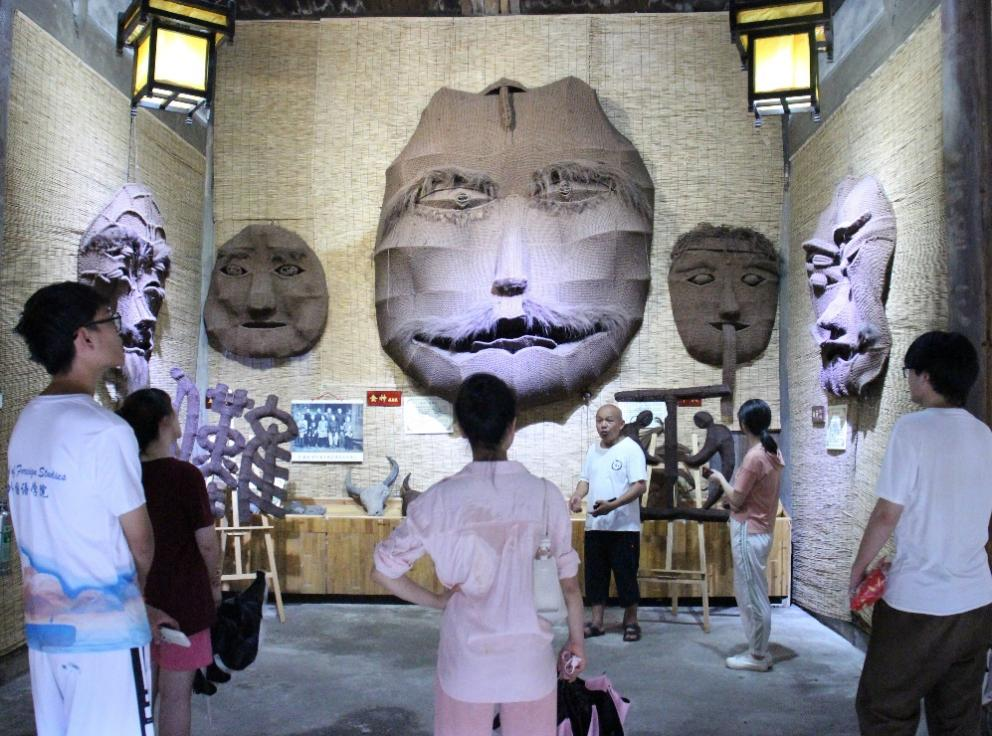 永利集团88304官网开展“三下乡”社会实践活动 助推非遗“湘货”出海_fororder_图片2